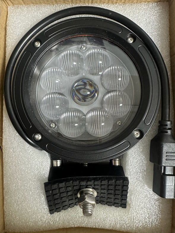 5.5 INCH ROUND SPOT/FLOOD LIGHT W/ SECONDARY COLOR OPTION W/ CHROME OR BLACK RING