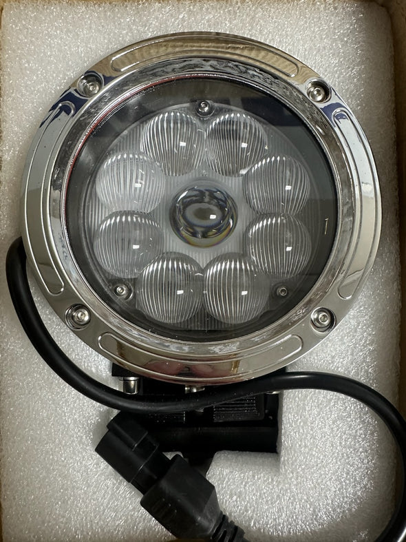 5.5 INCH ROUND SPOT/FLOOD LIGHT W/ SECONDARY COLOR OPTION W/ CHROME OR BLACK RING